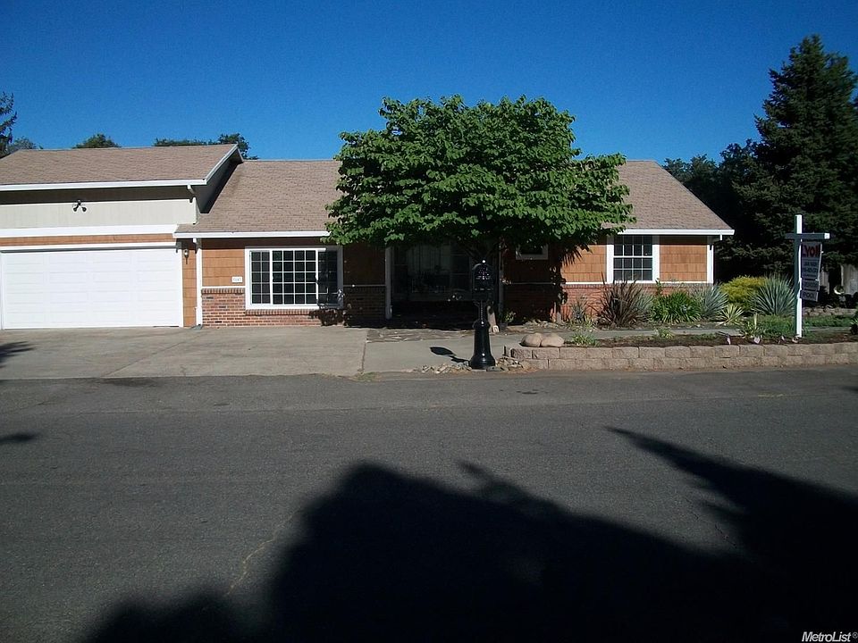 1st image of 3647 Jenny Lind Ave