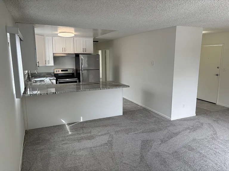 1004 Ocean Ave #A — Photo 1