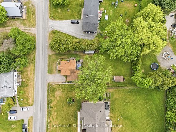 3rd image of 14080 Marsh Hill Rd