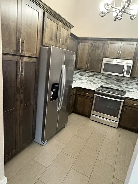 2 bed, 982 sqft, $2,390 — Photo 4