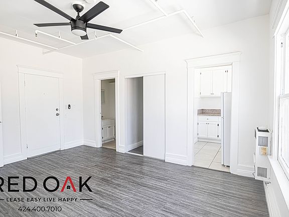 3rd image of 1420 S Bonnie Brae St #21