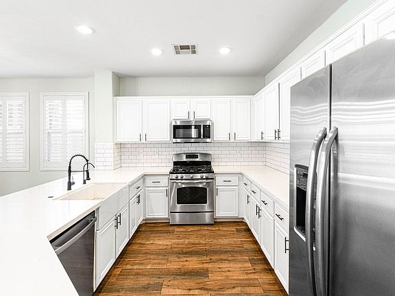 5th image of 11900 Love Orchid Ln