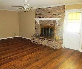 3rd image of 501 Wimbledon Blvd