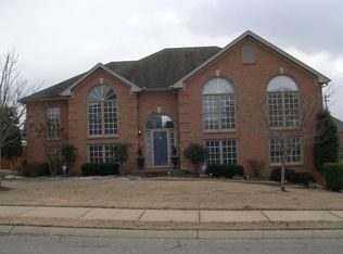 102 Briarcrest Ct E, Hendersonville, TN 37075