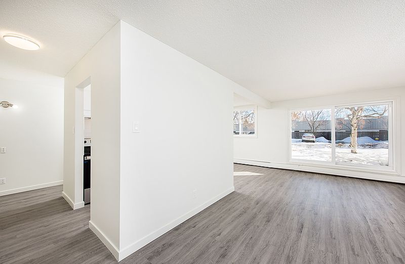 Edmonton Apartment for rent - 2 Bedrooms — photo 9