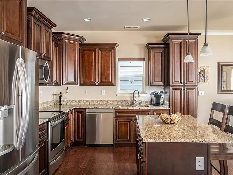 225 Floridays Way — Photo 33