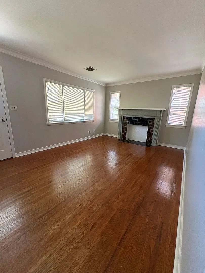 Home for Rent — Photo 1