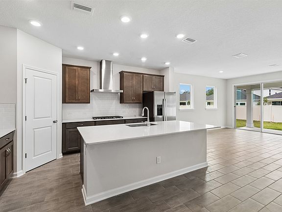 4th image of 75852 Walking Path Ln