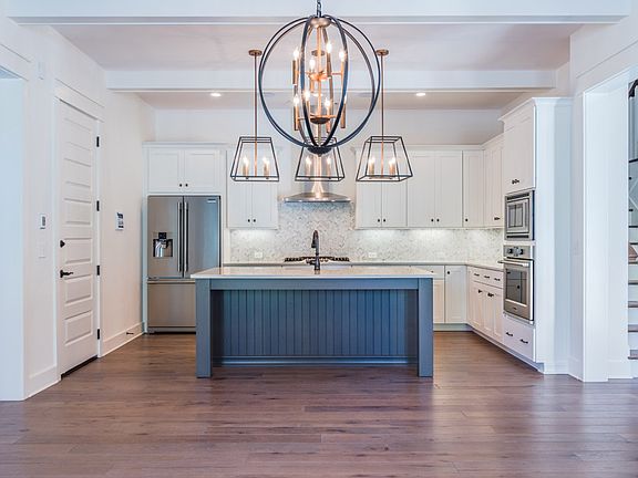 Representative Photos. Colors, finishes and upgrades may vary.