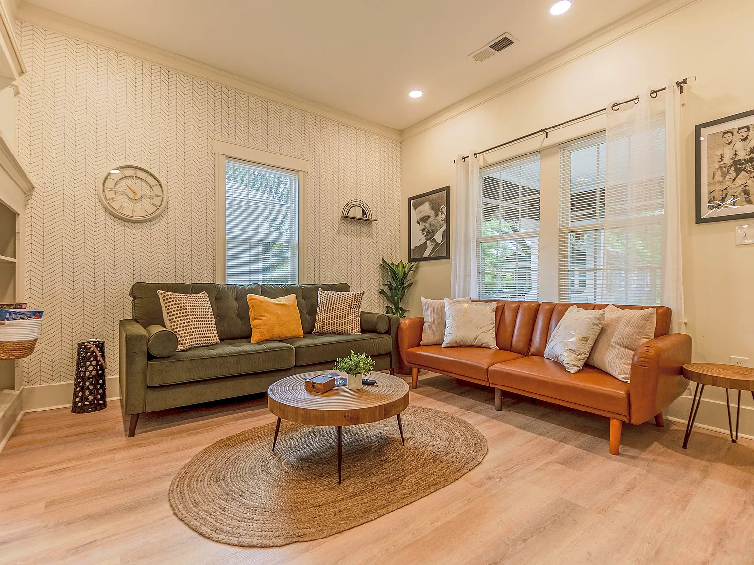 3 bed, 1679 sqft, $4,000 — Photo 3