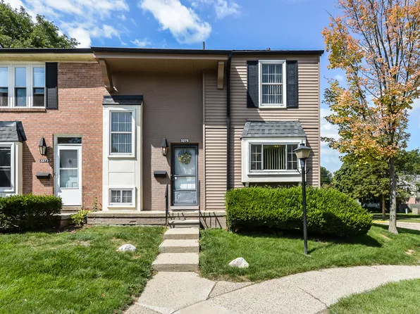 3275 Bolgos Cir, Ann Arbor, MI 48105