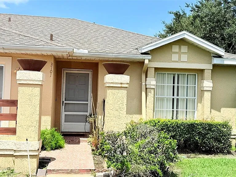 3101 Tadpole Ct — Photo 2