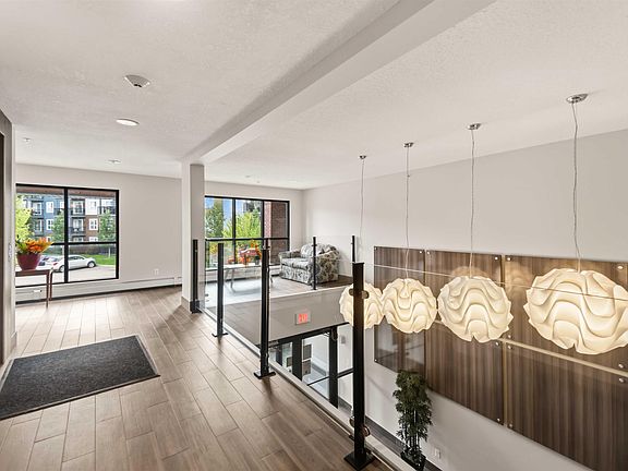 5th image of 5510 Schonsee Dr NW #414