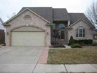 1st image of 48528 Brittany Parc Dr