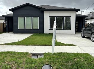 8218 Locksley Rd #A/B, Houston, TX 77078