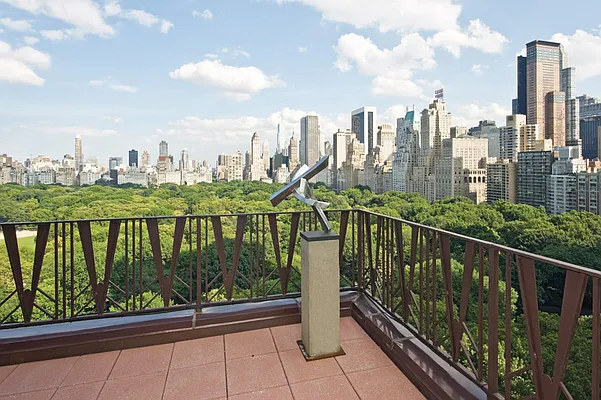 Sold by Stribling | media 12