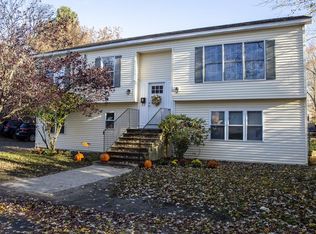 10 Campbell Rd, Framingham, MA 01702