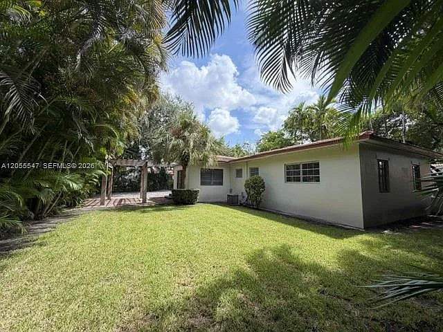 828 Lorca St — Photo 21