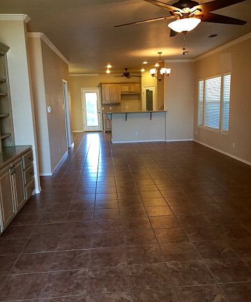 4th image of 2905 Cagle Ln
