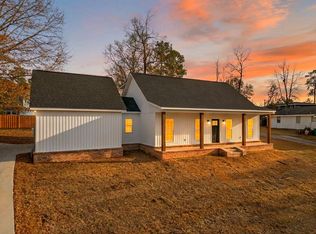 1131 E Lakeshore Dr, Carriere, MS 39426