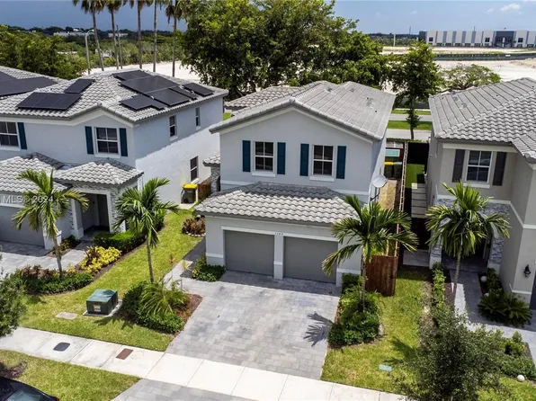 1369 SE 27th Ter, Homestead, FL 33035