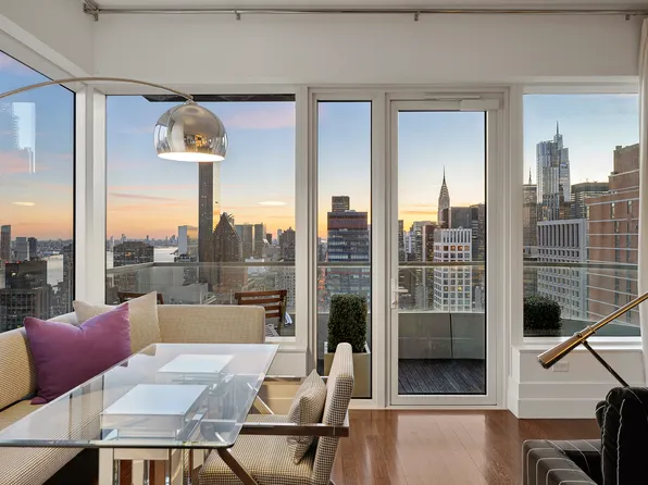 252 East 57th Street 46C image 18 of 19