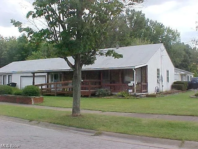 1707 Deerfield Ave SW photo 1