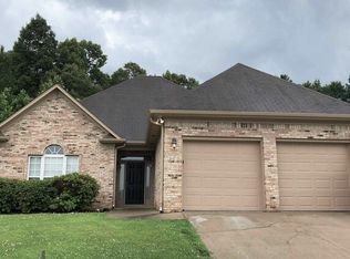 5801 Riverbirch Dr, Bessemer, AL 35022