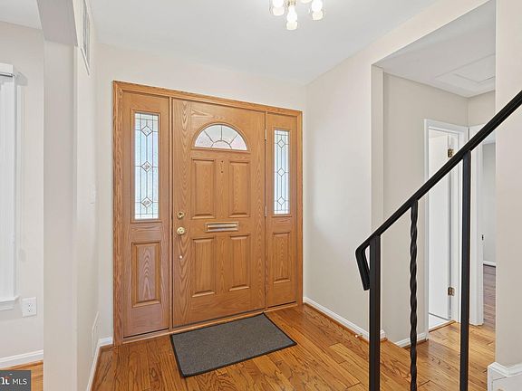 4th image of 8524 Atwell Rd