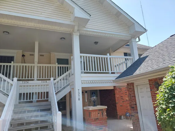 7378 Whitehall Colonial Ln, Saint Louis, MO 63119