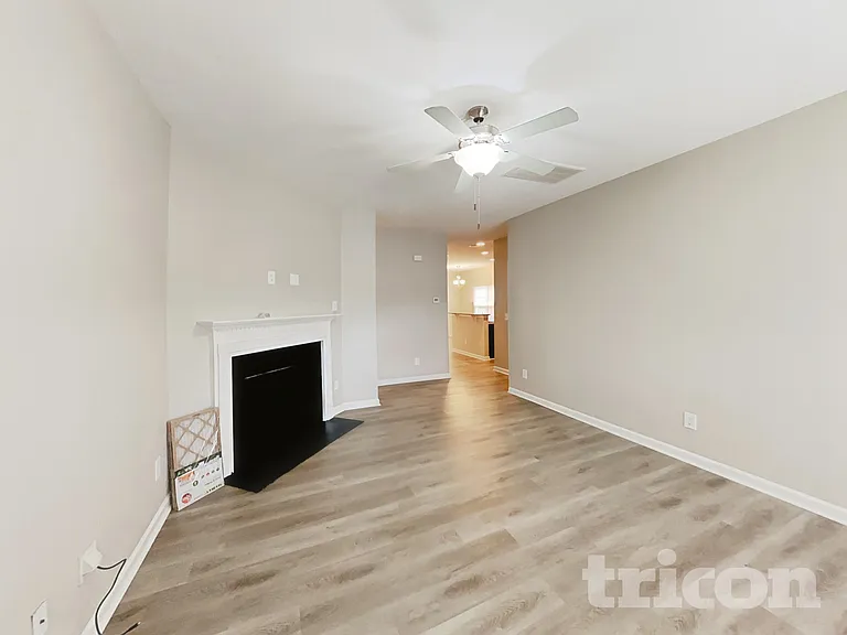 441 Laurel Leaf Dr — Photo 4