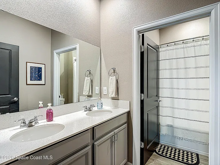 4471 Holstein St — Photo 33