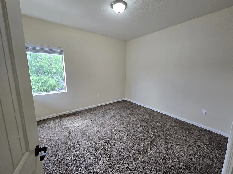 430 W Pikes Peak Ave #302 — Photo 13