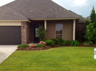 3273 Nicholson Lake Dr, Baton Rouge, LA 70810