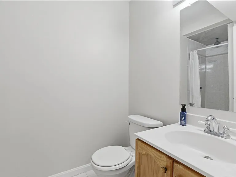 13937 Middle Creek Pl — Photo 32