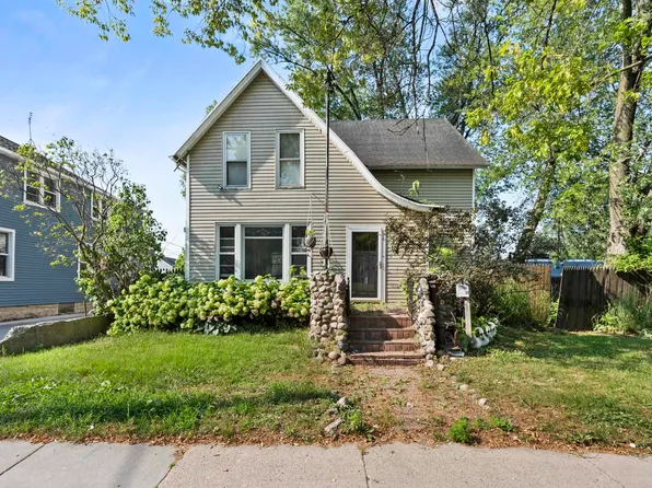 847 Shawano Ave, Green Bay, WI 54303