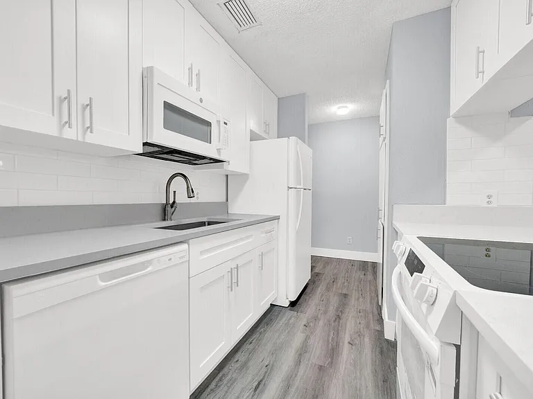 2319 N Congress Ave #22 — Photo 12