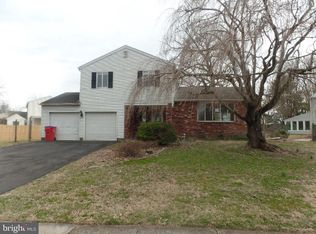 1285 Boyd Rd, Warminster, PA 18974