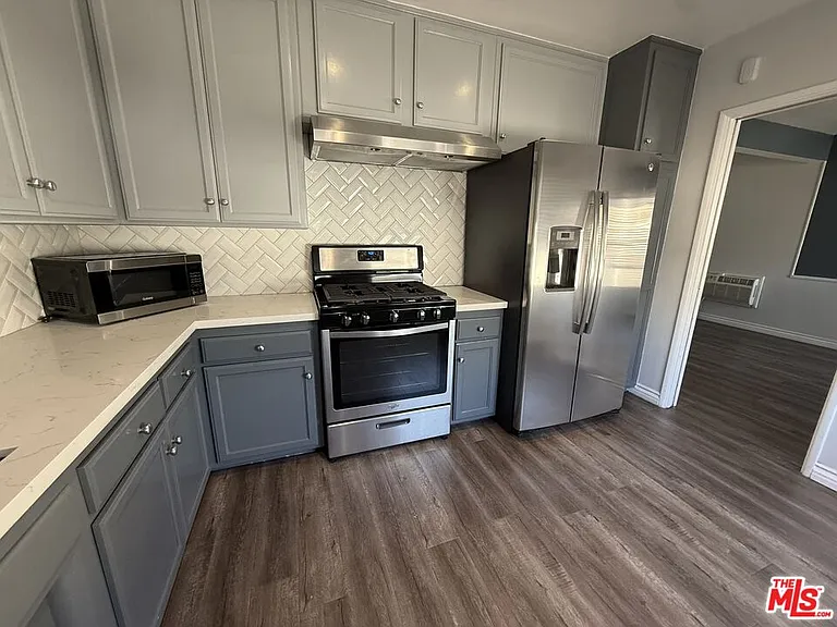 1222 McClellan Dr — Photo 8