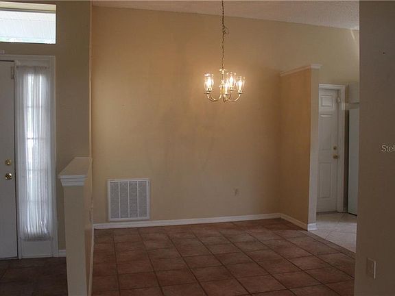 4th image of 2796 Theresa Dr