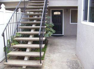 952 Castlewood Dr APT 2, Los Gatos, CA 95032