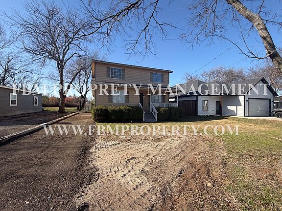 4th image of 493 N Bryant Ave