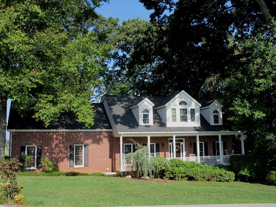 1st image of 233 Bart Green Dr