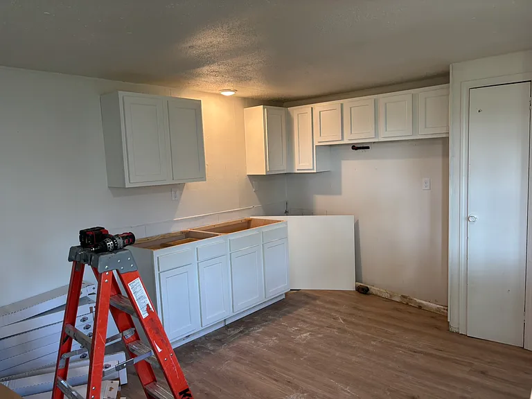 405 Joan Dr #1-4 — Photo 6
