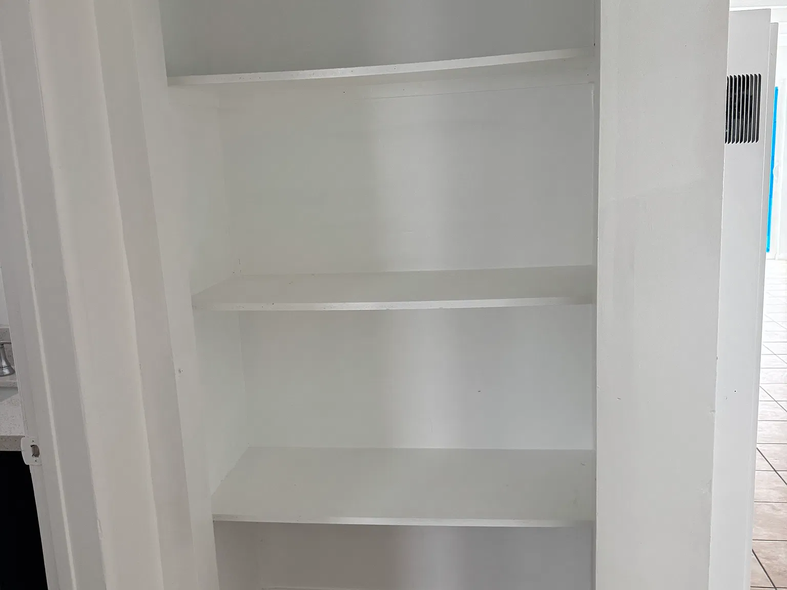 3 bed, 1400 sqft, $1,700 — Photo 4