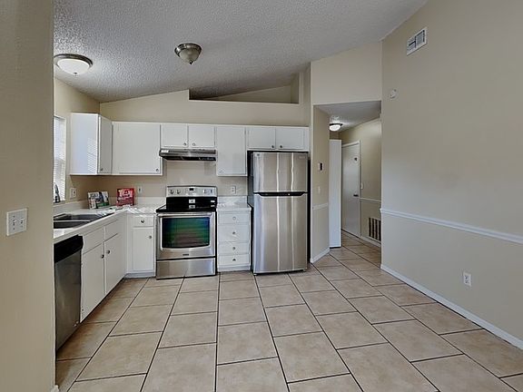 4th image of 11102 River Grove Dr