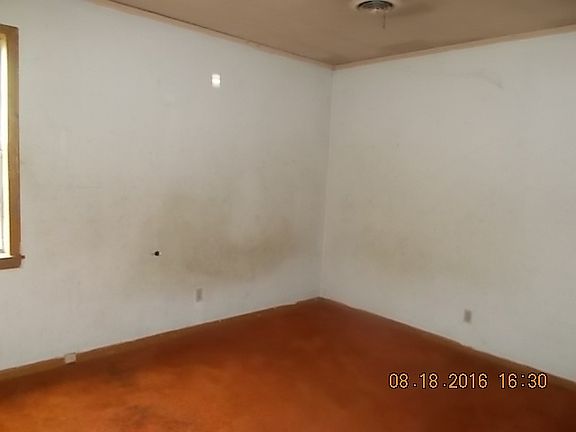 5th image of 912 N Monroe Ave