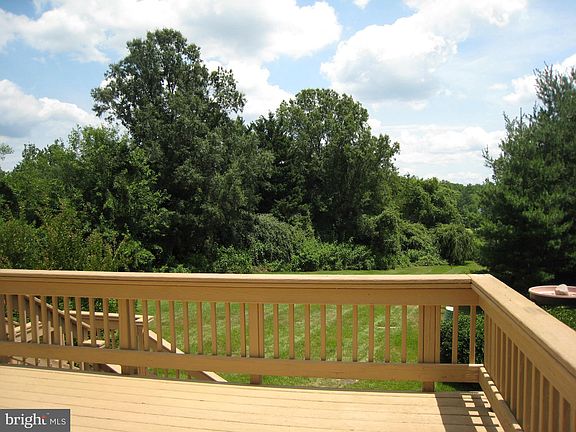 3rd image of 4535 Sawgrass Ct