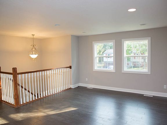 3rd image of 3802 Danube Dr