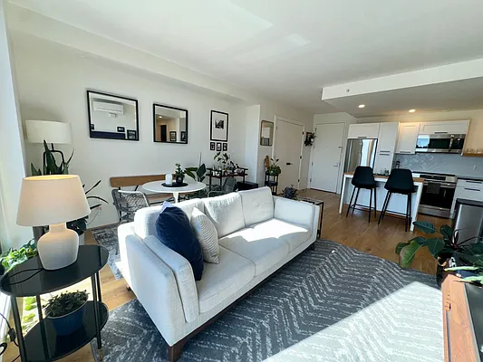 Rented by Douglas Elliman | media 27